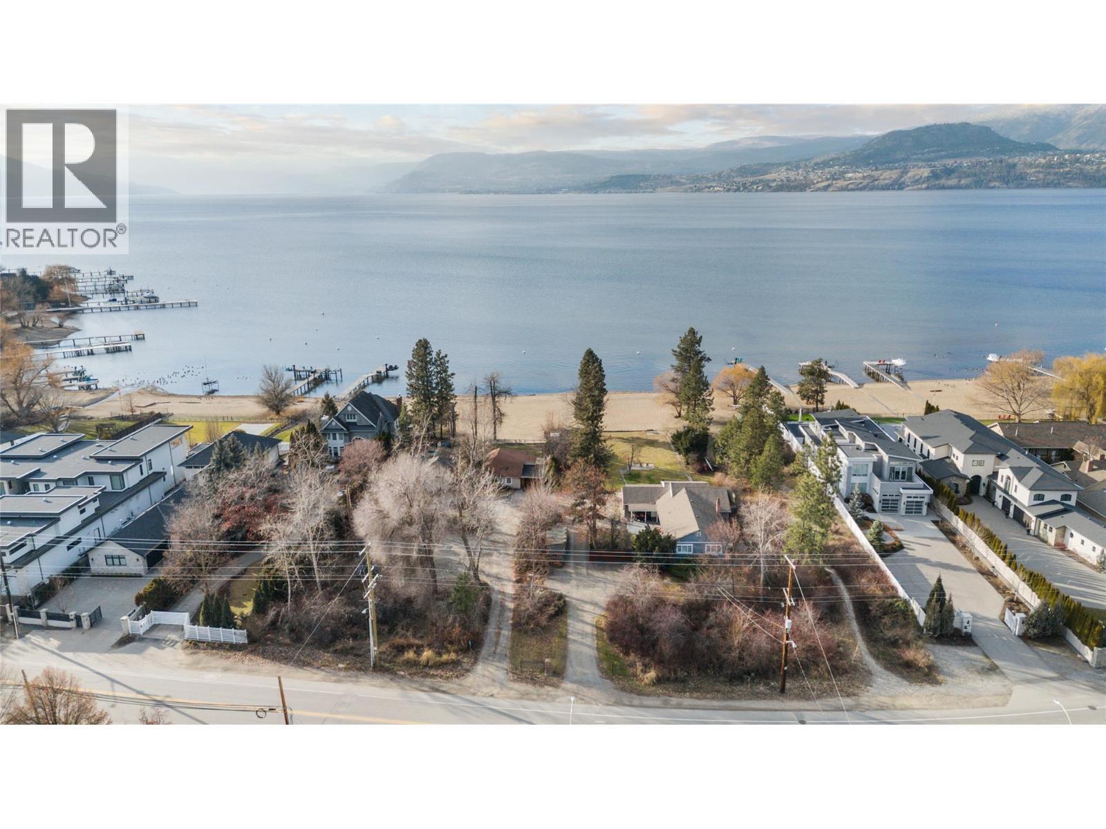 4158 Lakeshore Road. Kelowna, British Columbia
