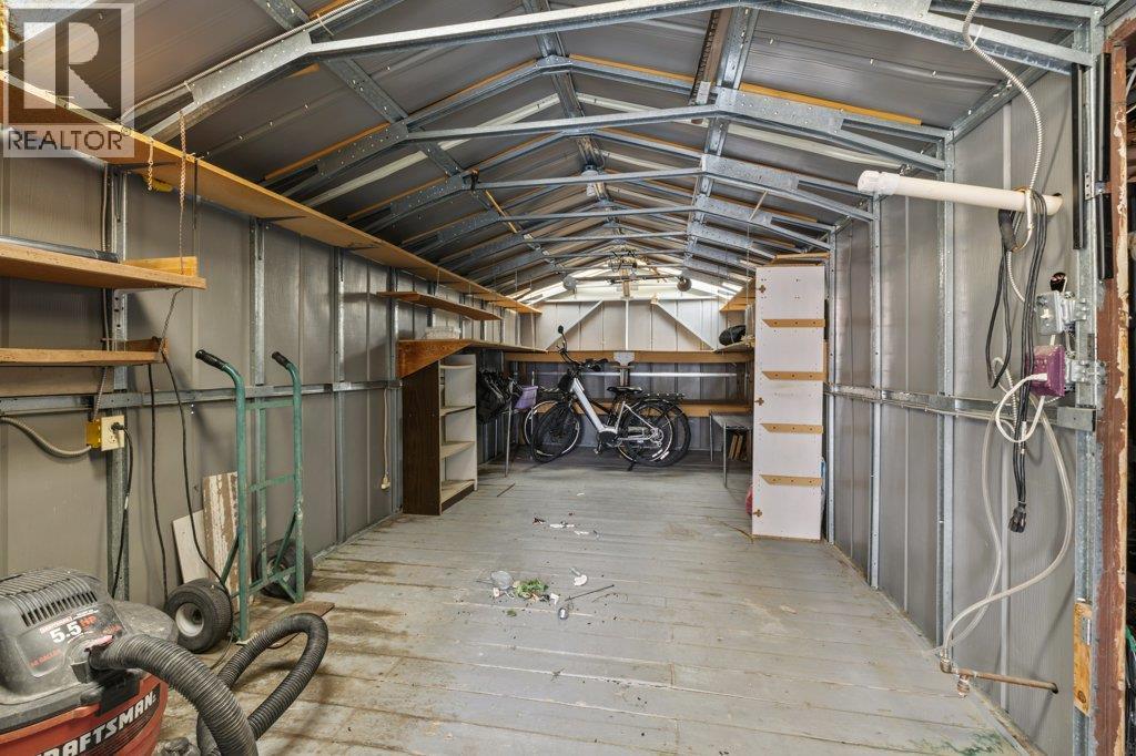 2245 Bennett Road. Kelowna, British Columbia