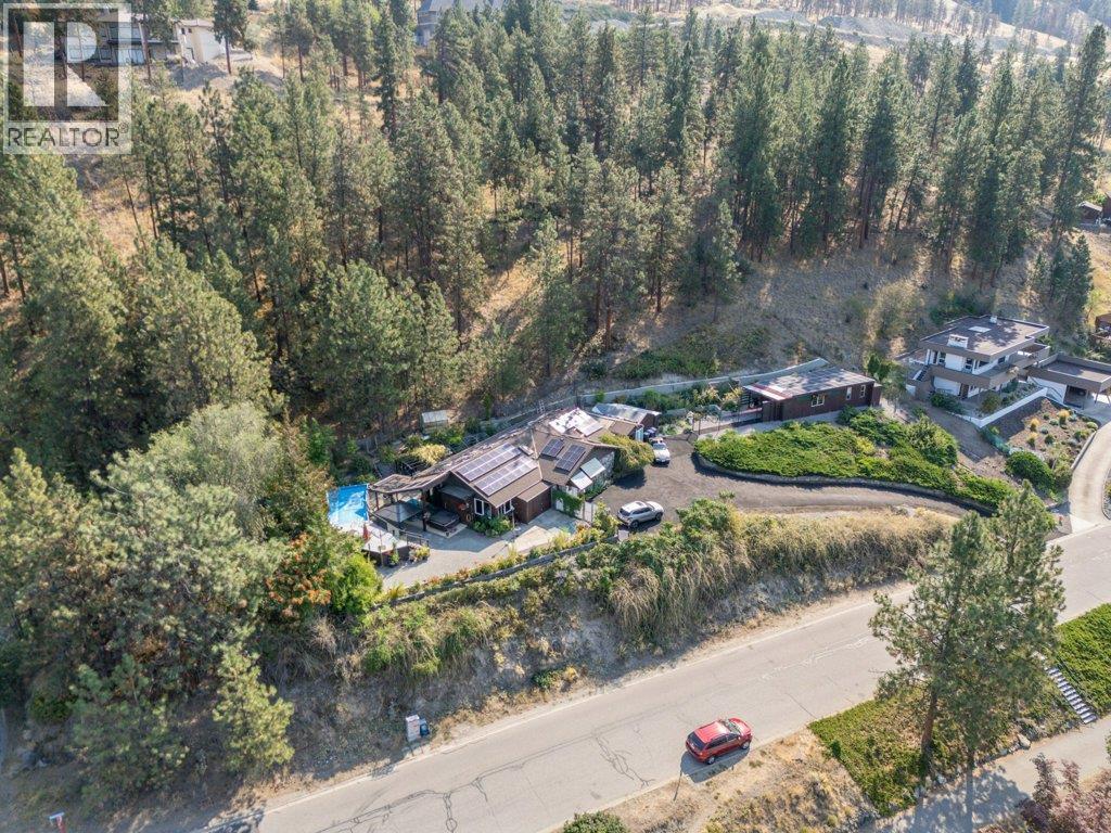 2245 Bennett Road. Kelowna, British Columbia