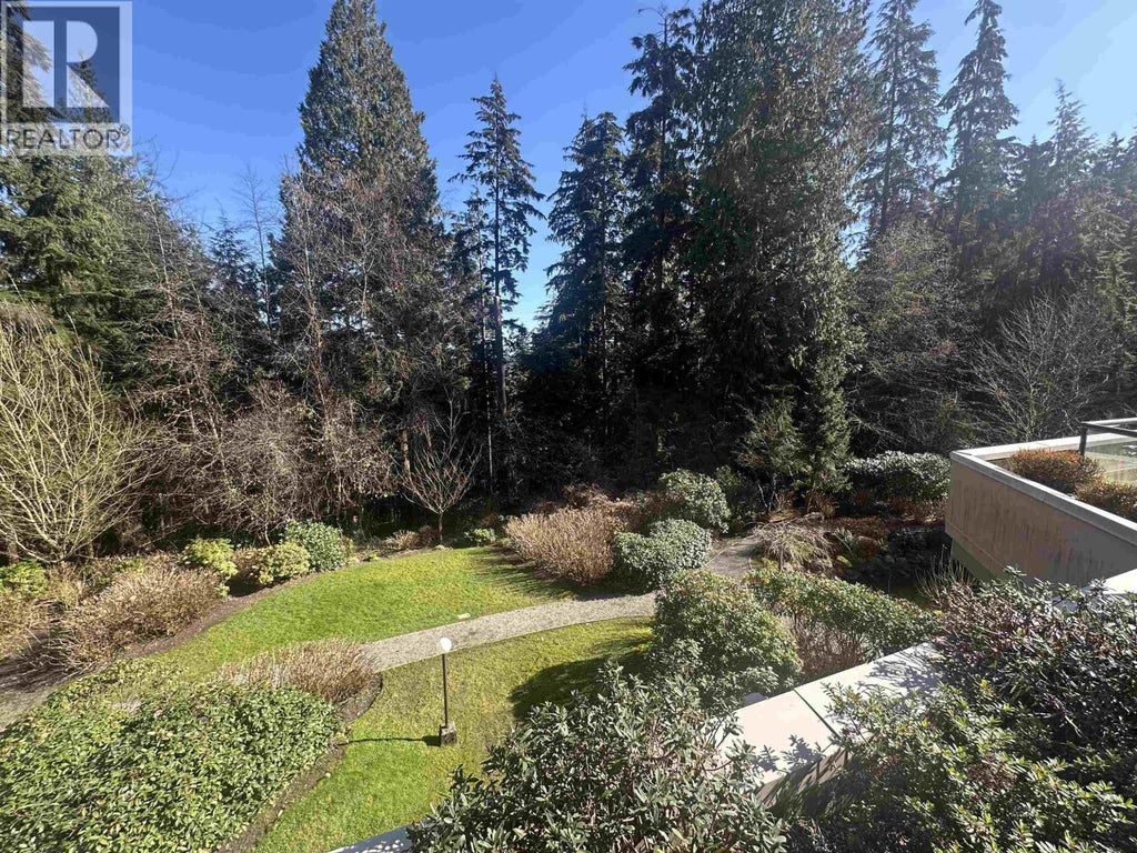 305 1500 Ostler Court, North Vancouver