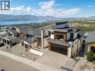 1016 Emslie Street. Kelowna, British Columbia