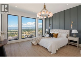 1016 Emslie Street. Kelowna, British Columbia