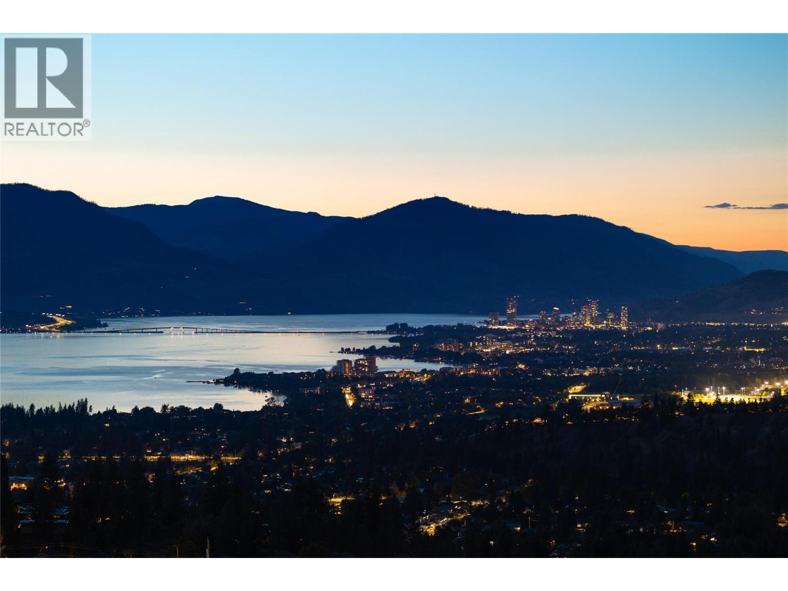 1016 Emslie Street. Kelowna, British Columbia