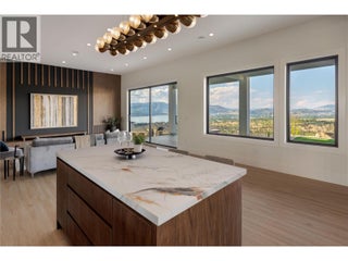 1016 Emslie Street. Kelowna, British Columbia