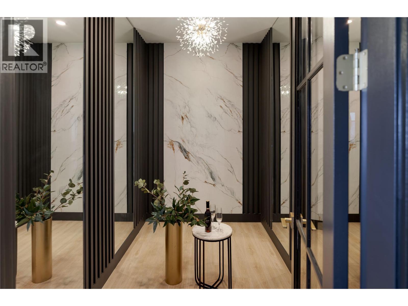 1016 Emslie Street. Kelowna, British Columbia