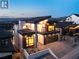 1016 Emslie Street. Kelowna, British Columbia