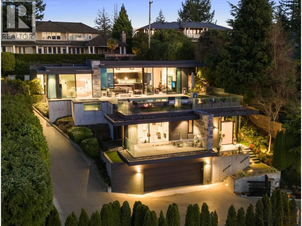 6252 Overstone Drive, West Vancouver