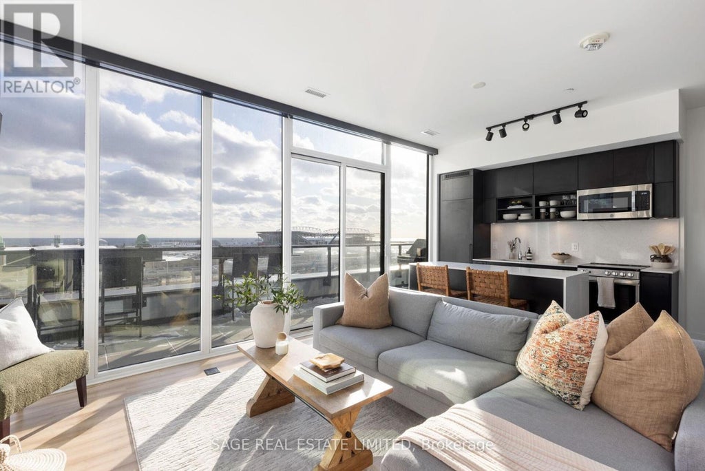 715 - 135 East Liberty Street, Toronto (niagara)