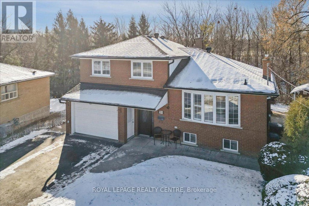 21 Pylon Place, Toronto (elms-Old Rexdale)