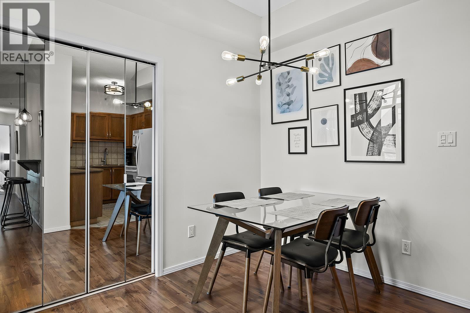 1128 Sunset Drive Unit# 1404. Kelowna, British Columbia