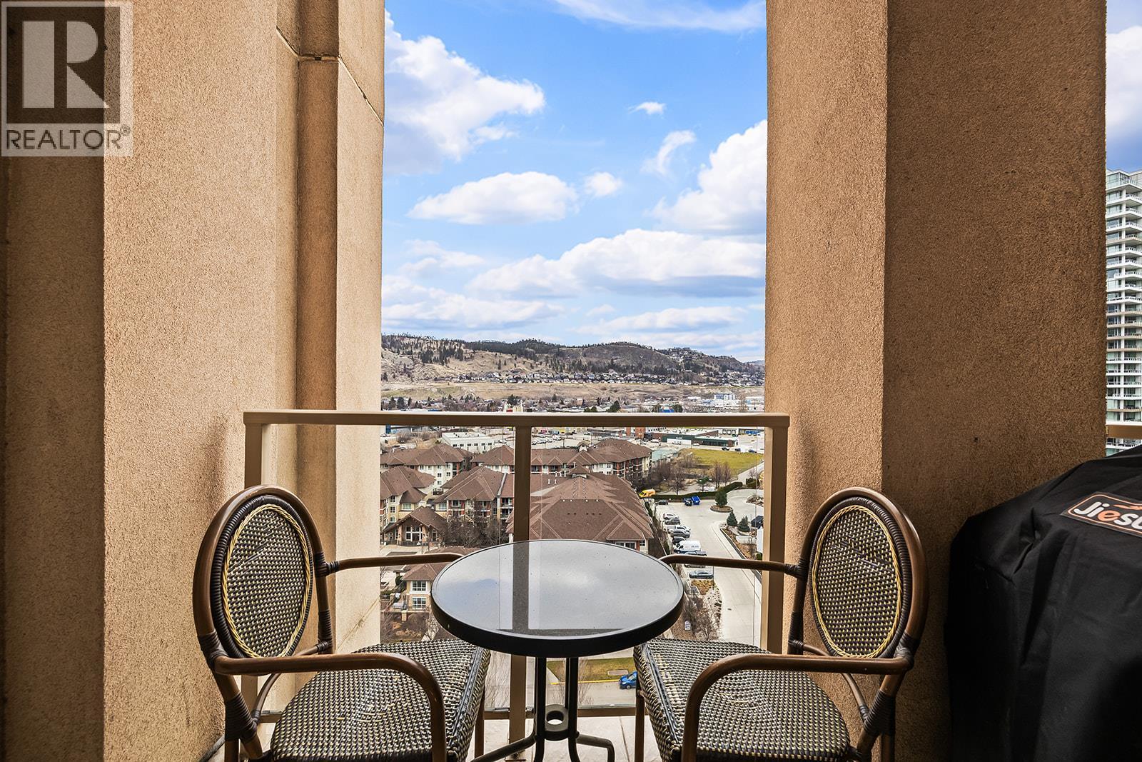 1128 Sunset Drive Unit# 1404. Kelowna, British Columbia