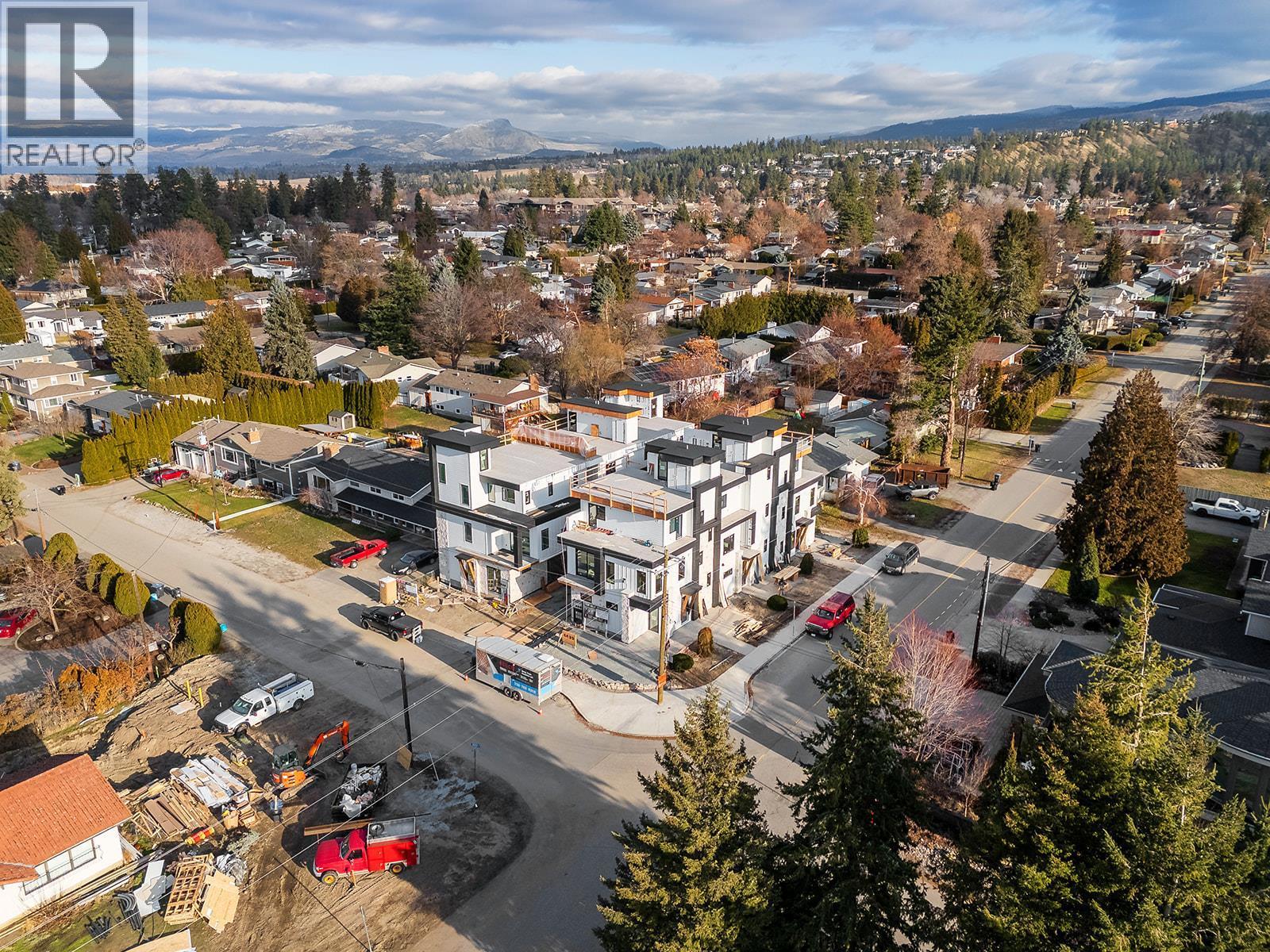 4499 Walker Road. Kelowna, British Columbia