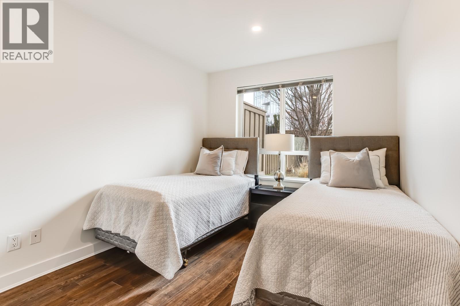 1099 Sunset Drive Unit# 123. Kelowna, British Columbia