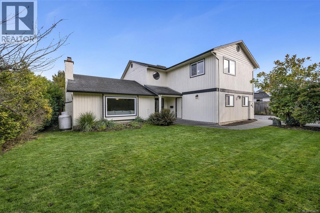 10369 Bowerbank Road, Sidney