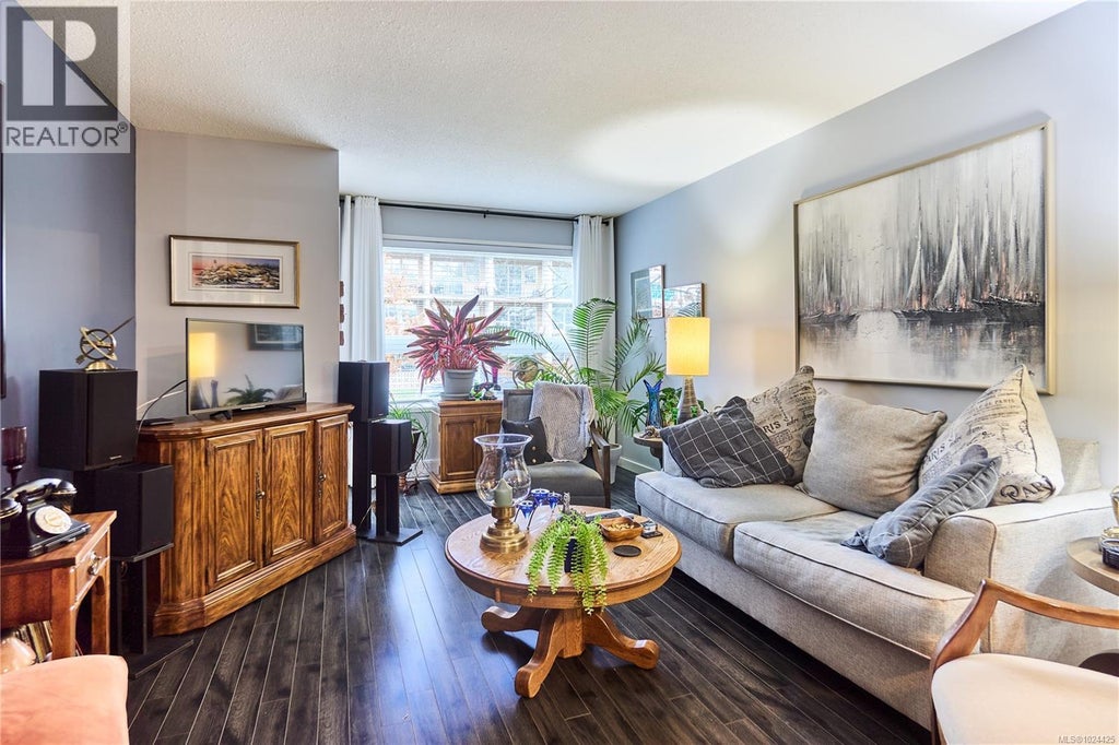 105 100 Dawes Street, Nanaimo