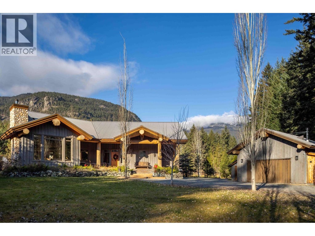 7703 Pemberton Portage Road, Pemberton