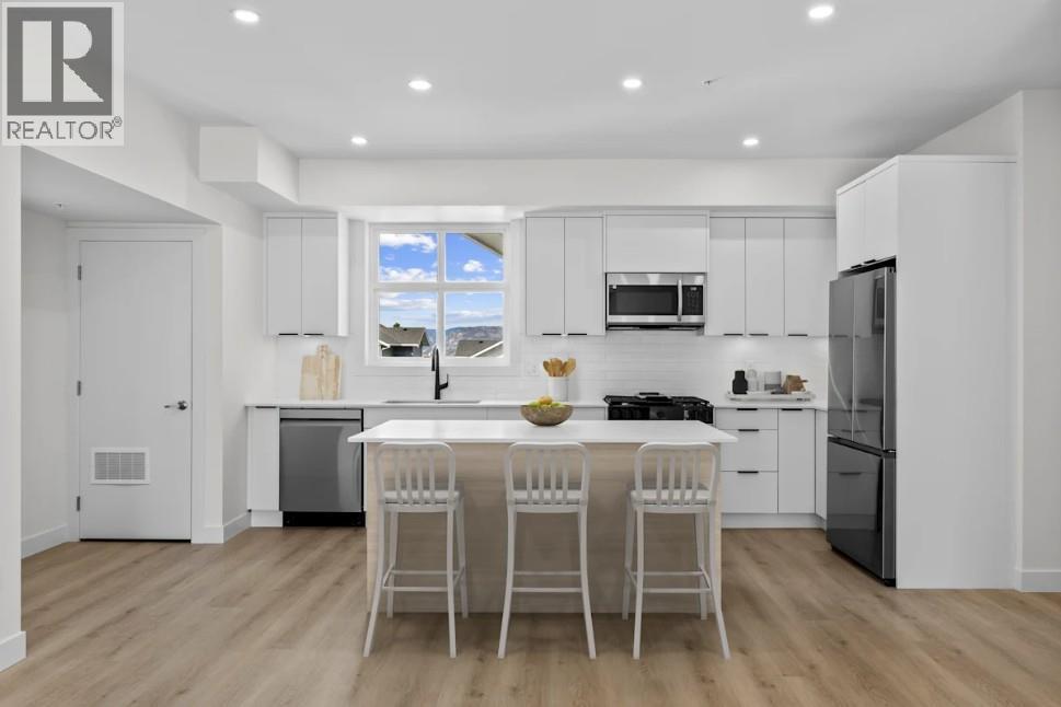 5300 Main Street Unit# 204. Kelowna, British Columbia