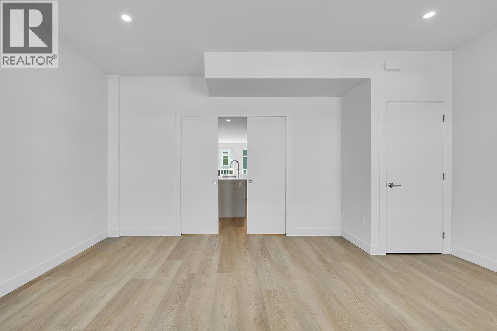 5300 Main Street Unit# 118. Kelowna, British Columbia