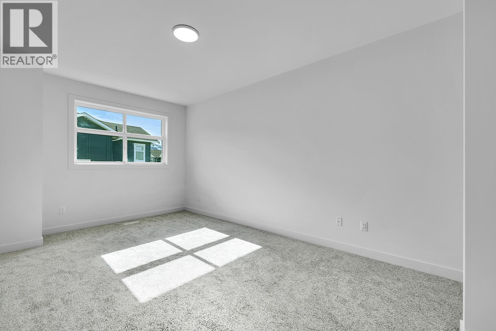 5300 Main Street Unit# 118. Kelowna, British Columbia