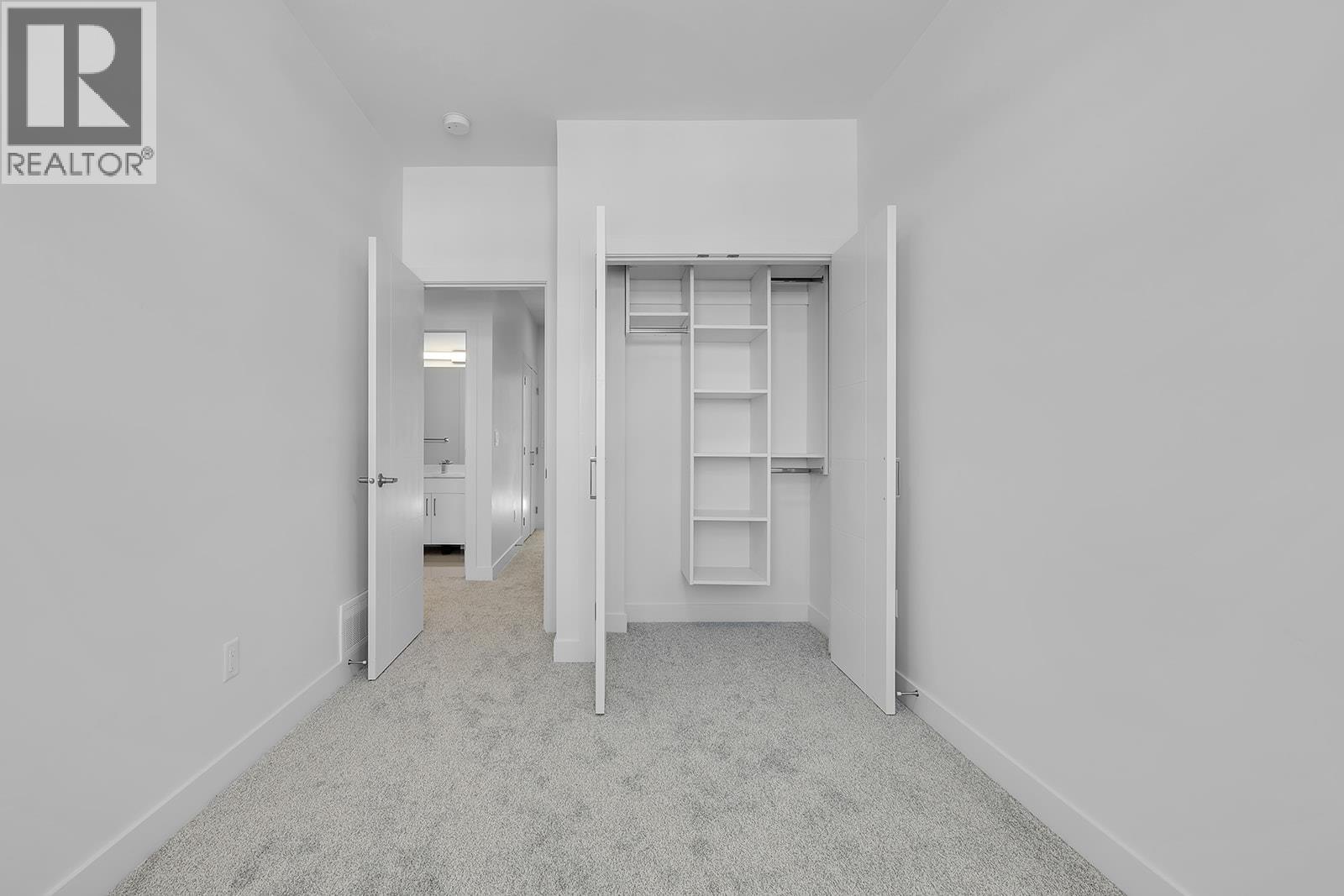 5300 Main Street Unit# 118. Kelowna, British Columbia