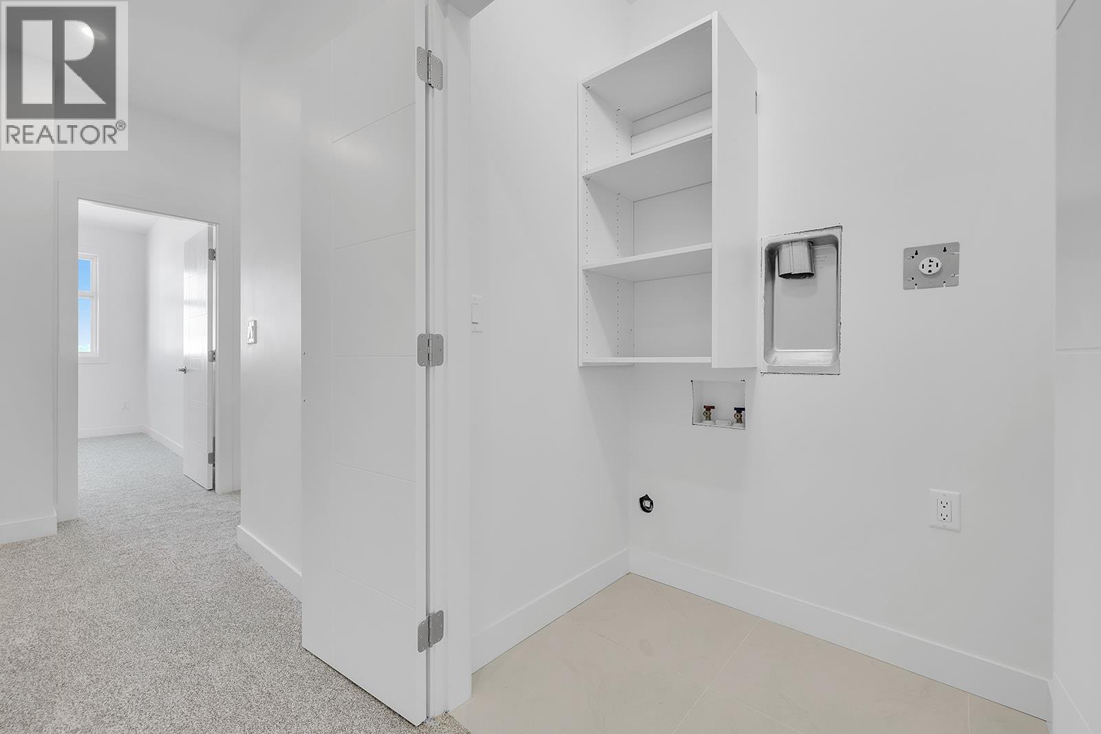 5300 Main Street Unit# 118. Kelowna, British Columbia