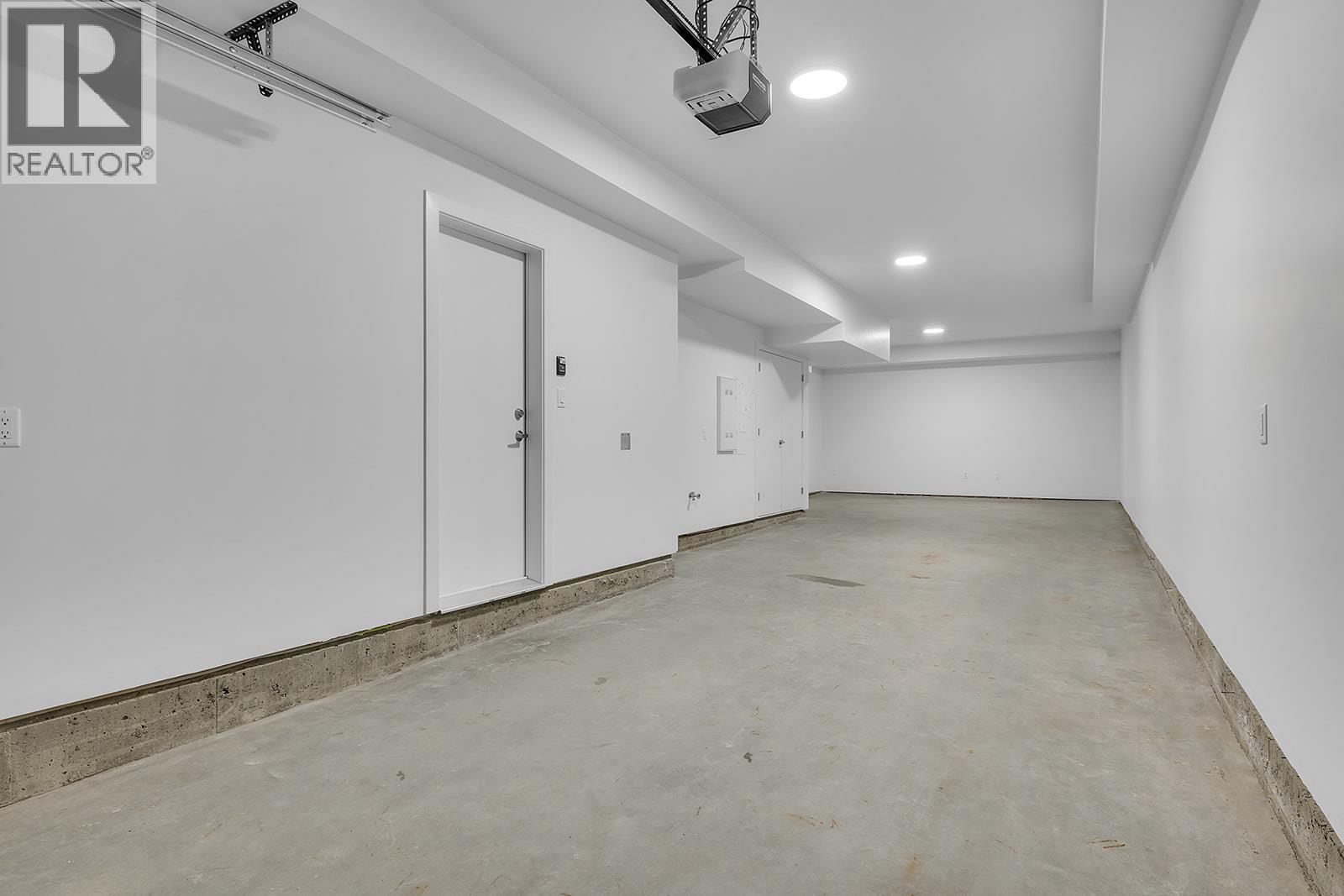 5300 Main Street Unit# 118. Kelowna, British Columbia