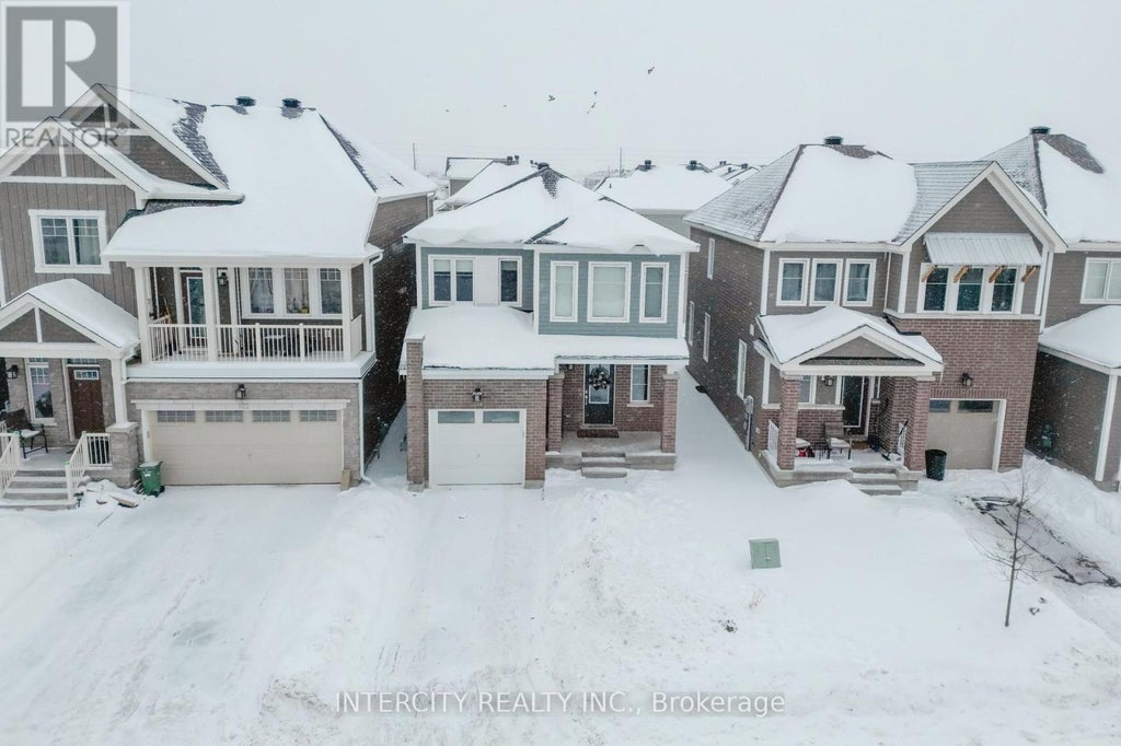 124 Hackamore Crescent, Ottawa