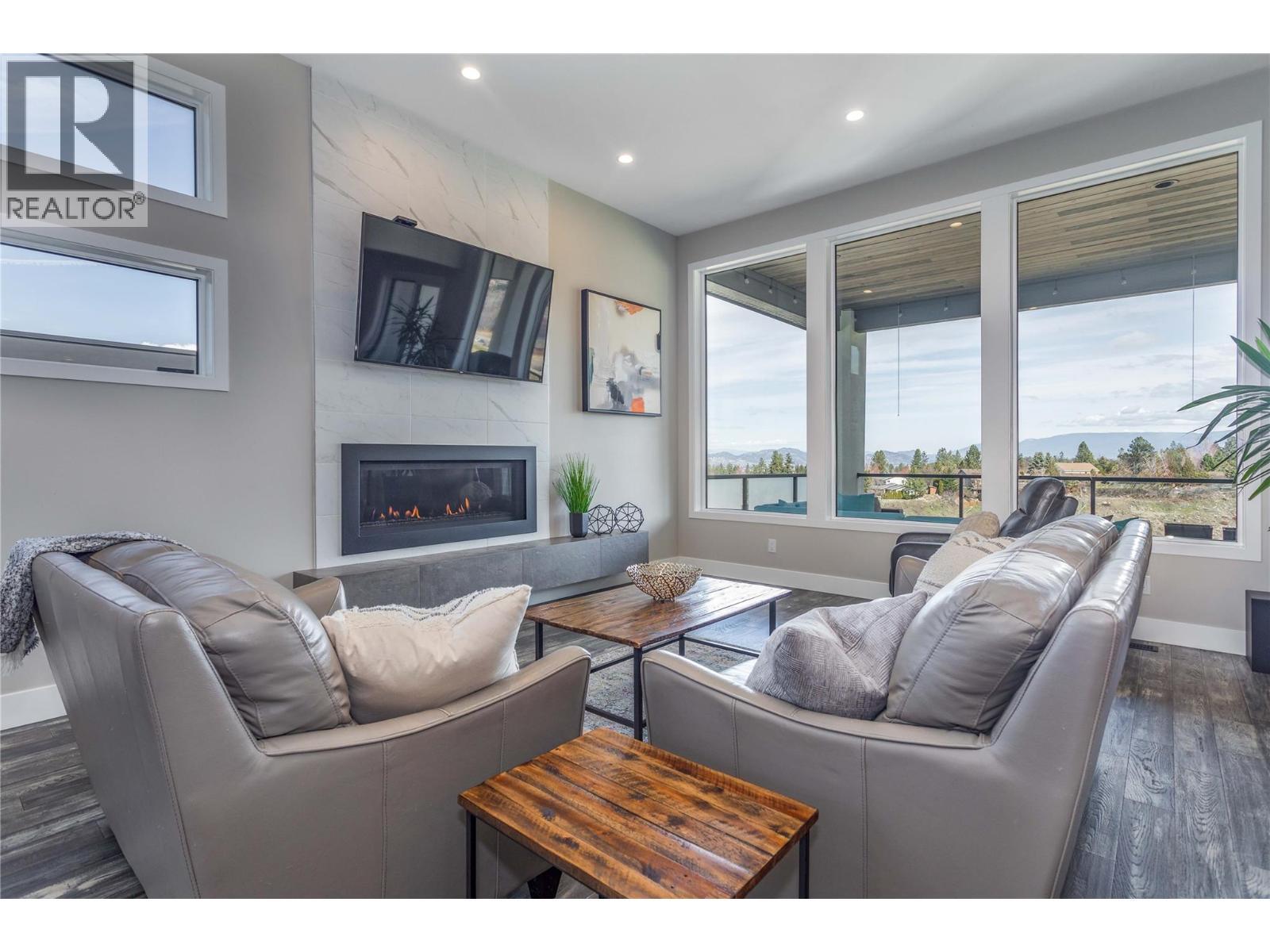 1648 Fawn Run Drive. Kelowna, British Columbia