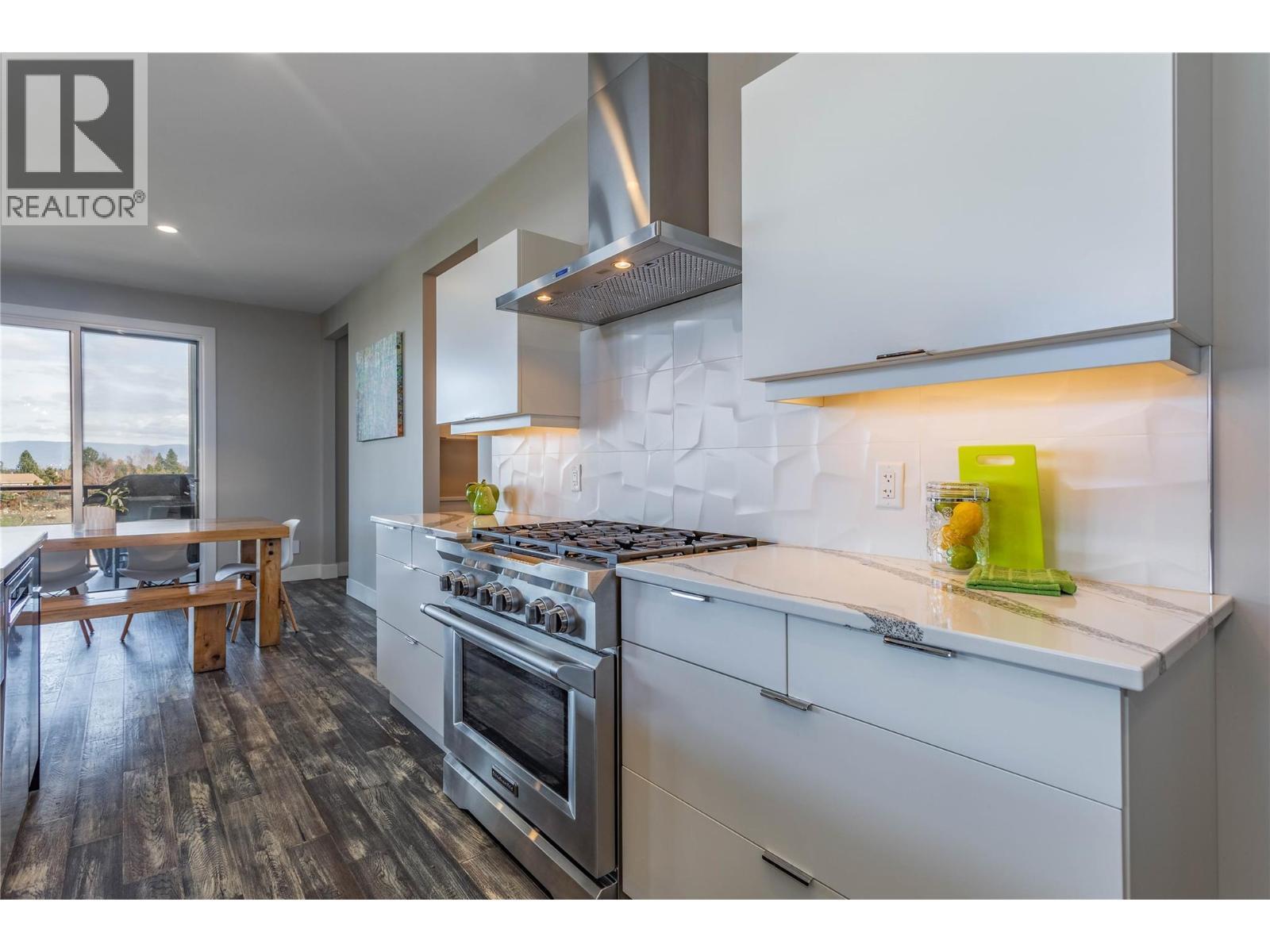 1648 Fawn Run Drive. Kelowna, British Columbia