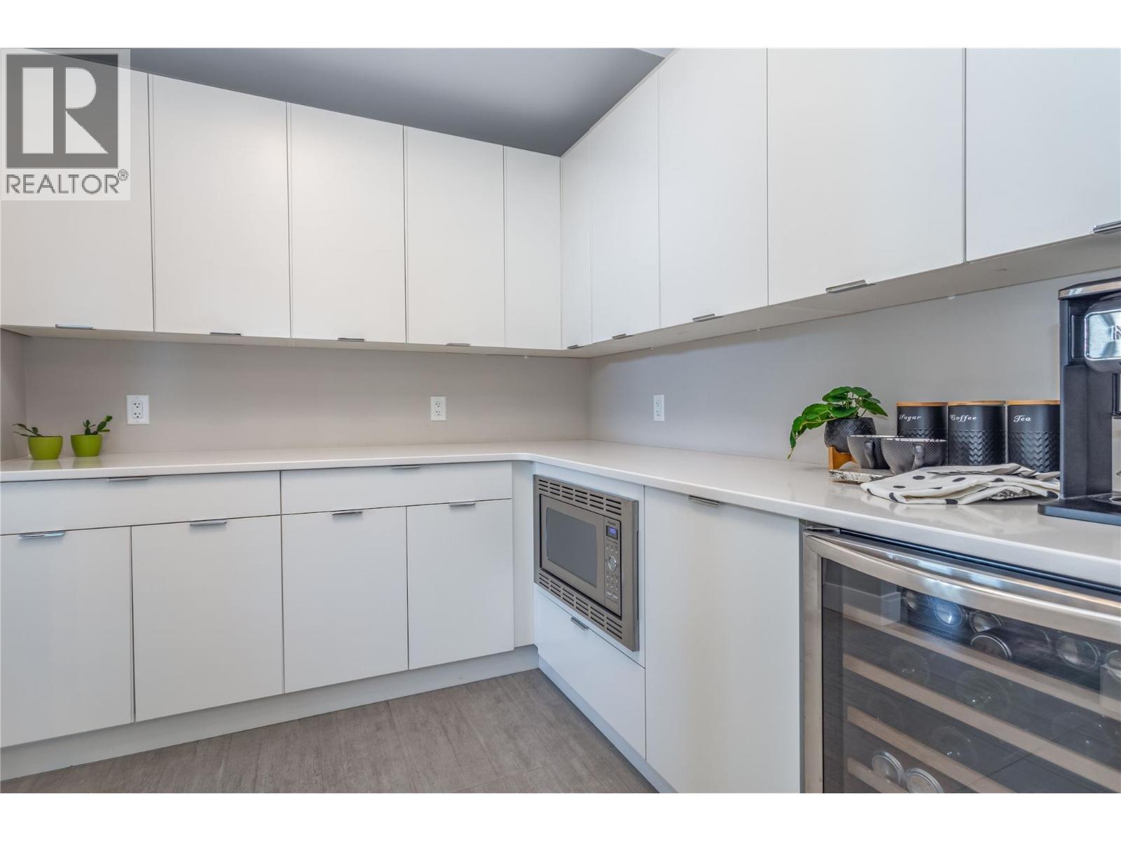 1648 Fawn Run Drive. Kelowna, British Columbia