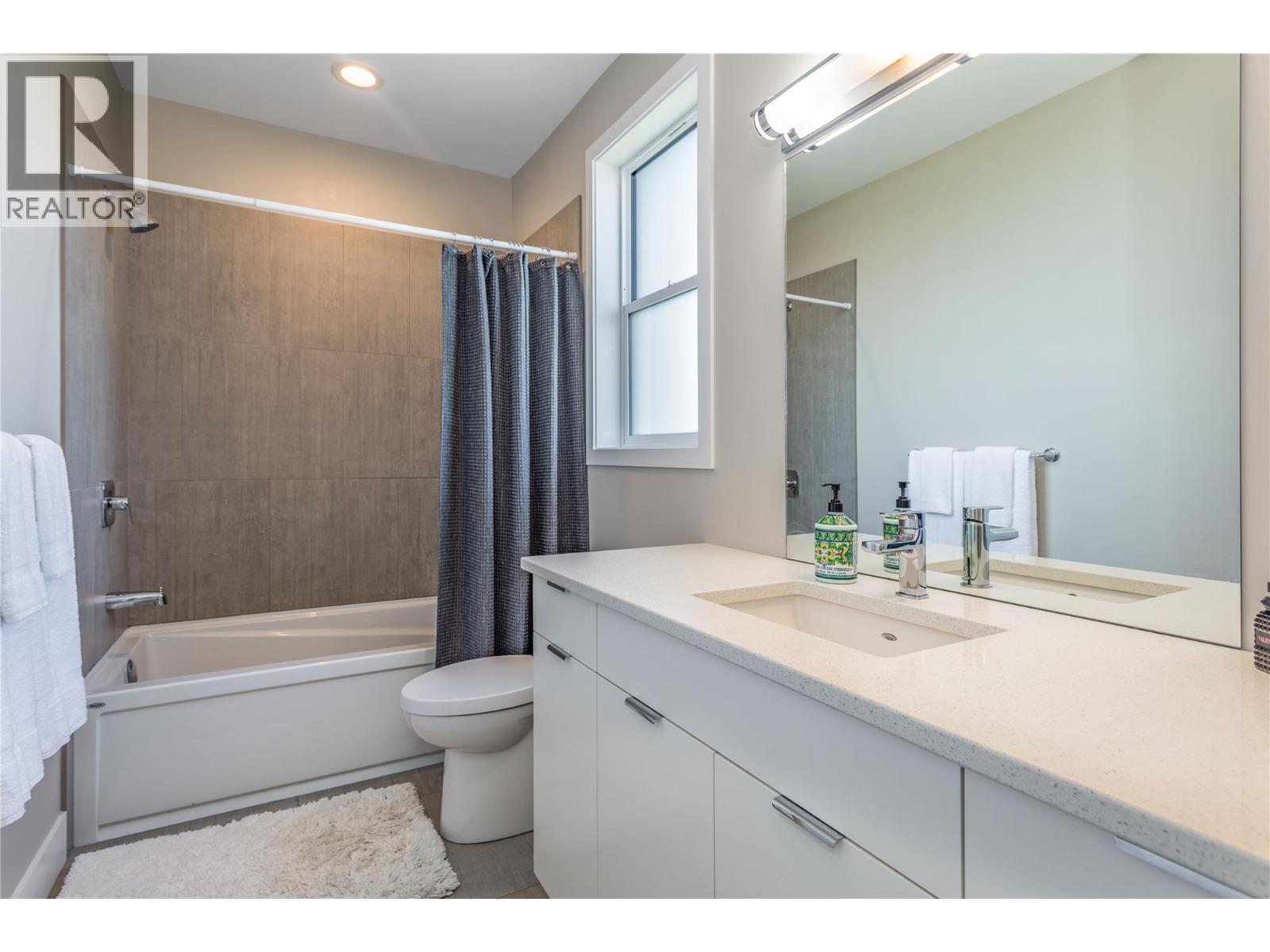 1648 Fawn Run Drive. Kelowna, British Columbia