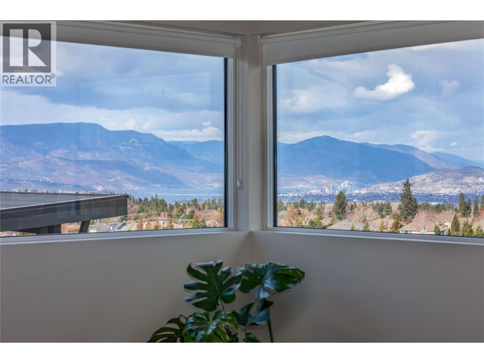 1648 Fawn Run Drive. Kelowna, British Columbia