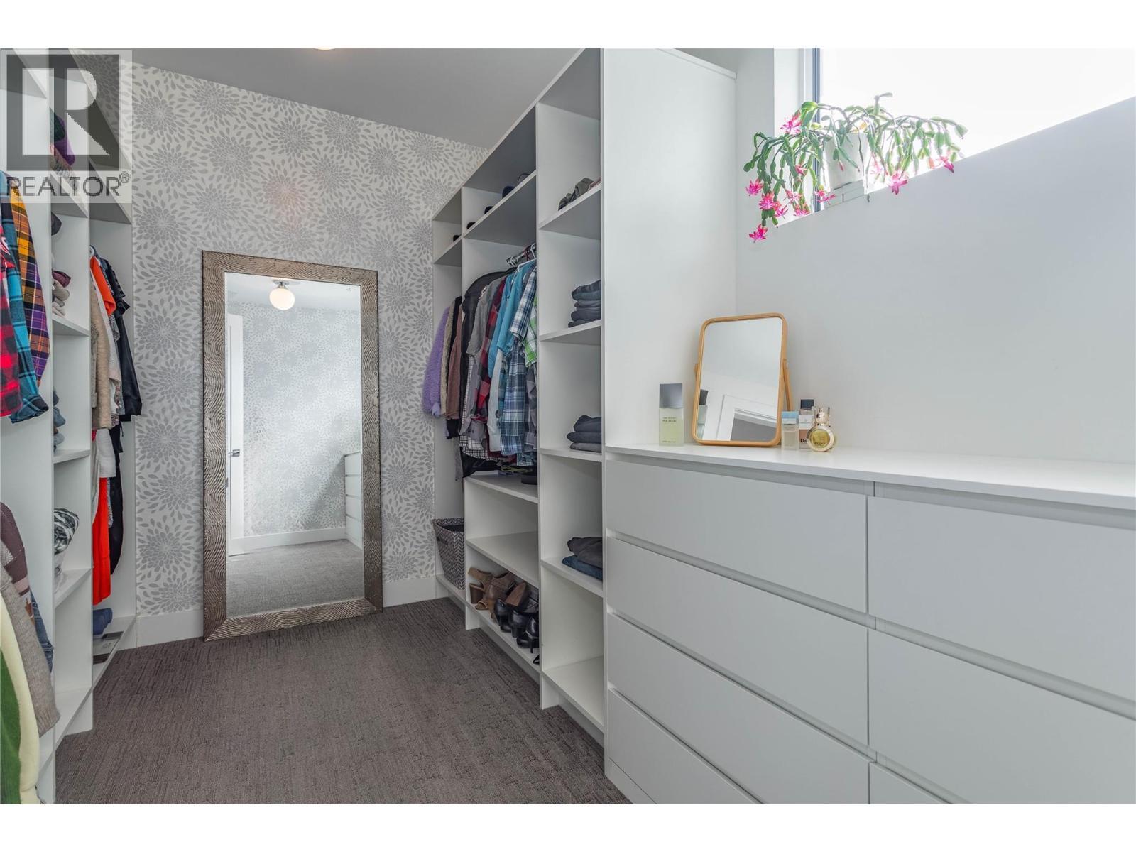 1648 Fawn Run Drive. Kelowna, British Columbia