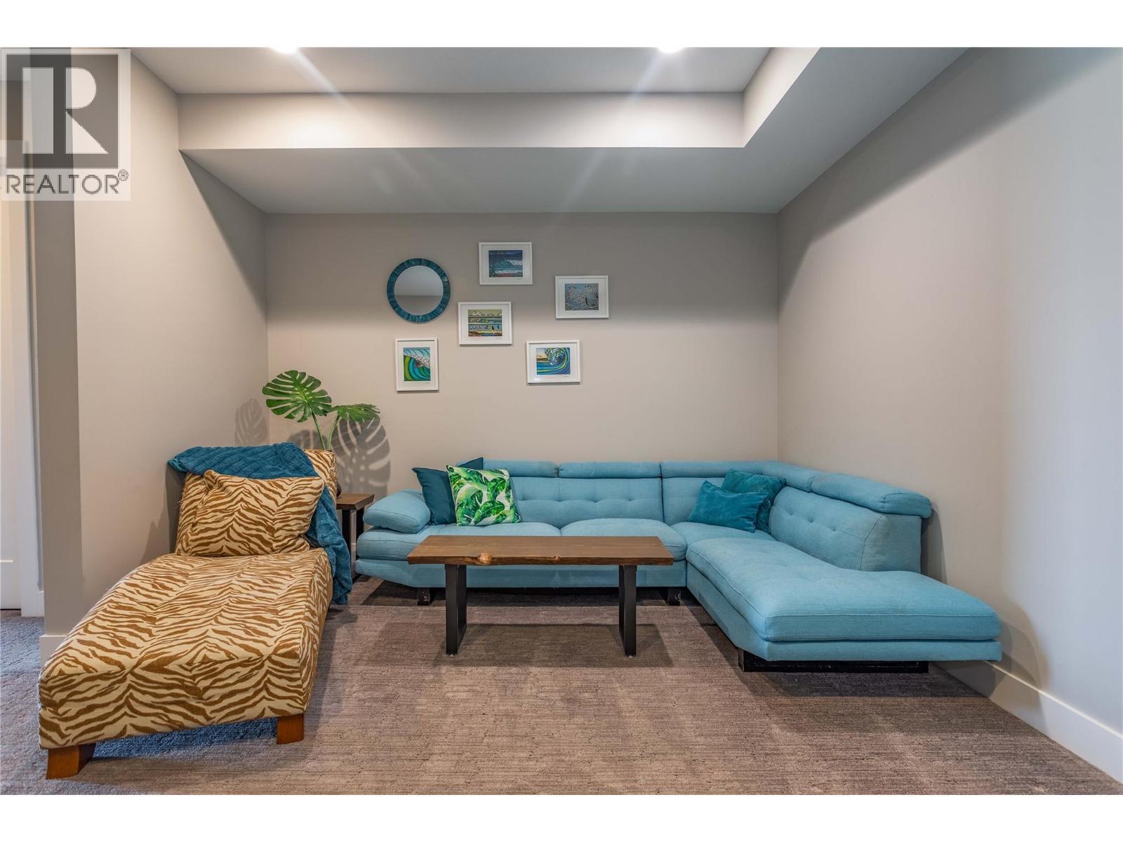 1648 Fawn Run Drive. Kelowna, British Columbia