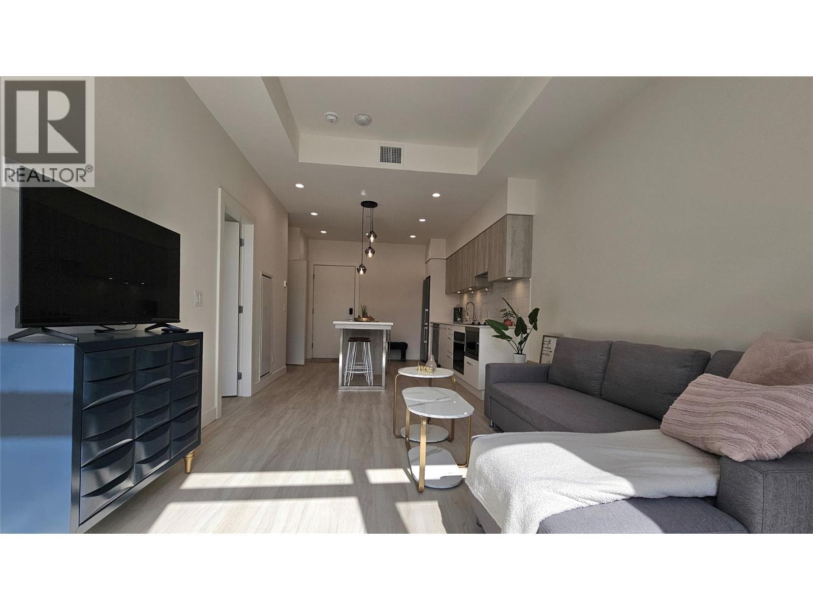 3699 Capozzi Road Unit# 104. Kelowna, British Columbia