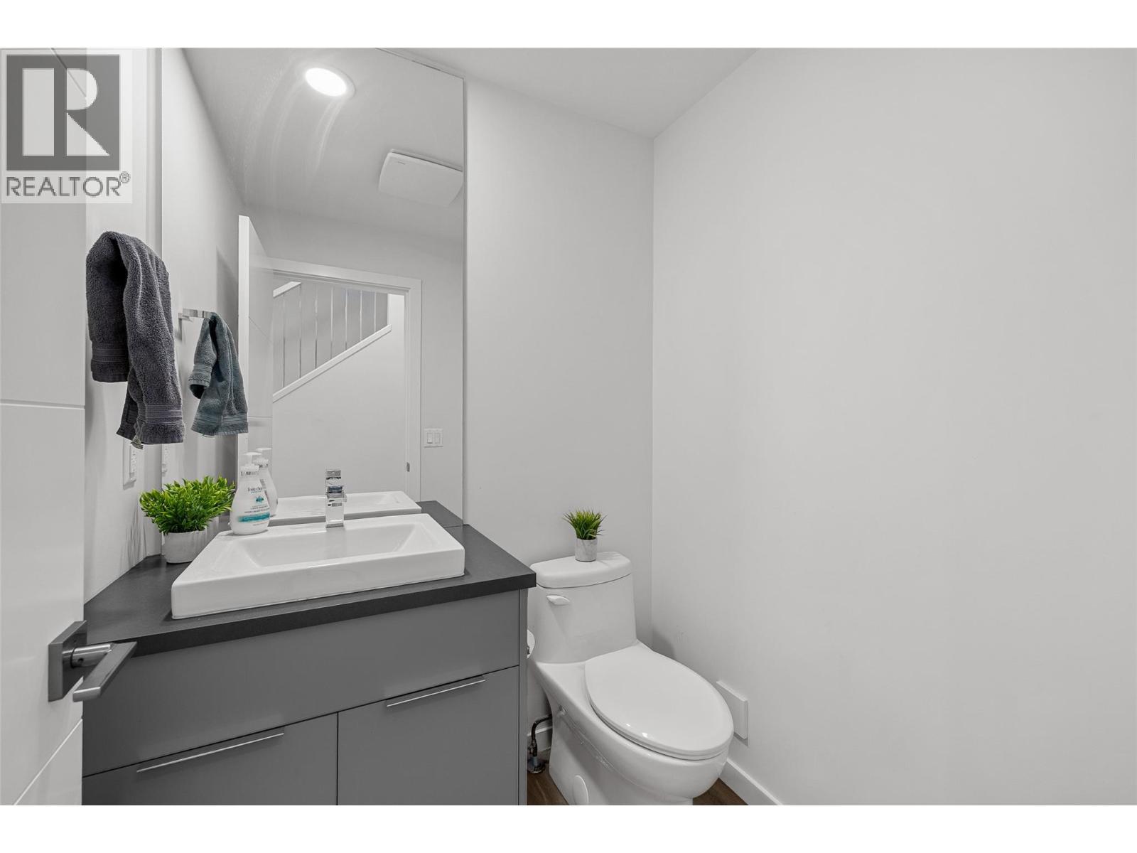 3708 Morningside Drive. West Kelowna, British Columbia