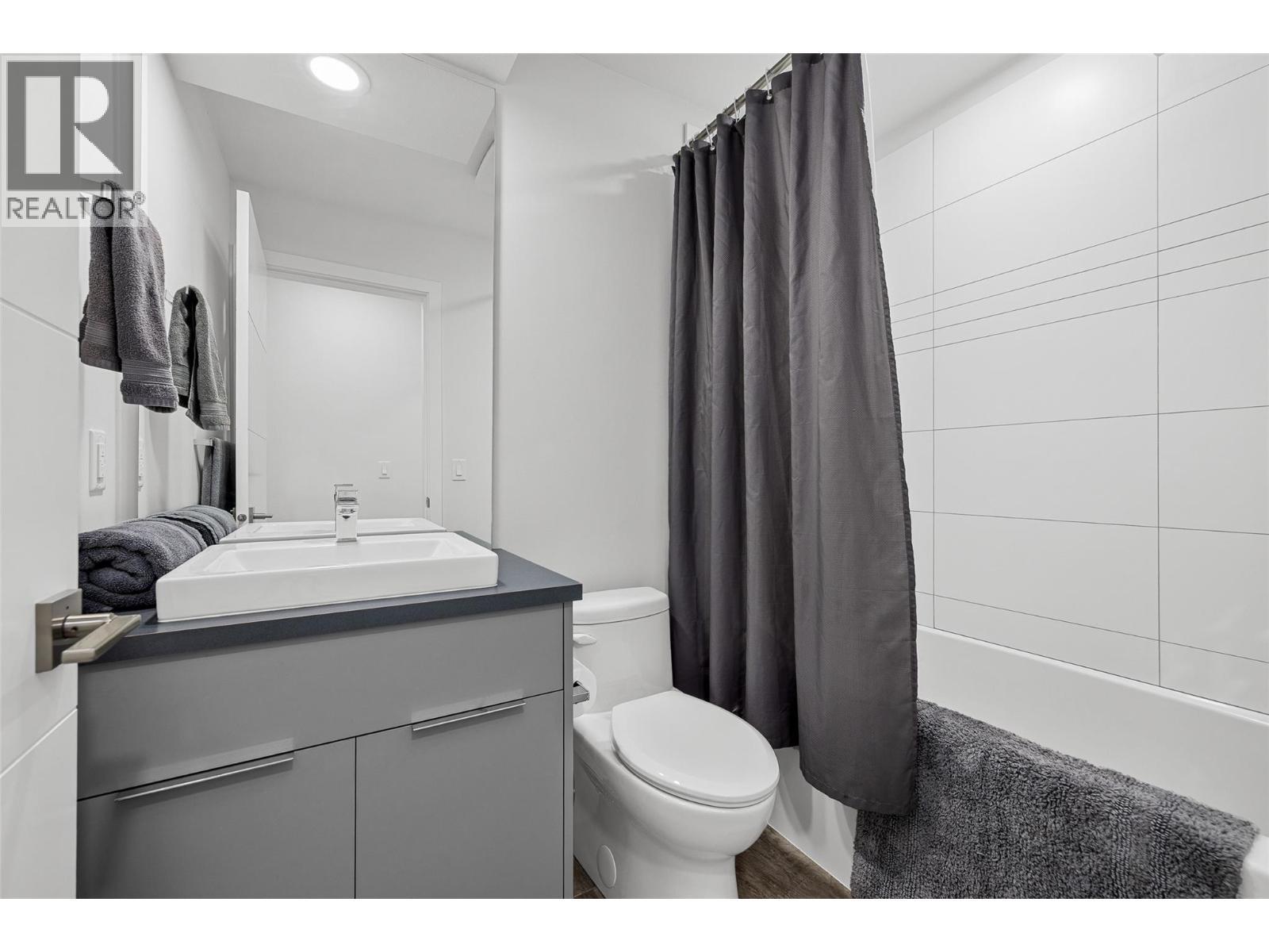 3708 Morningside Drive. West Kelowna, British Columbia