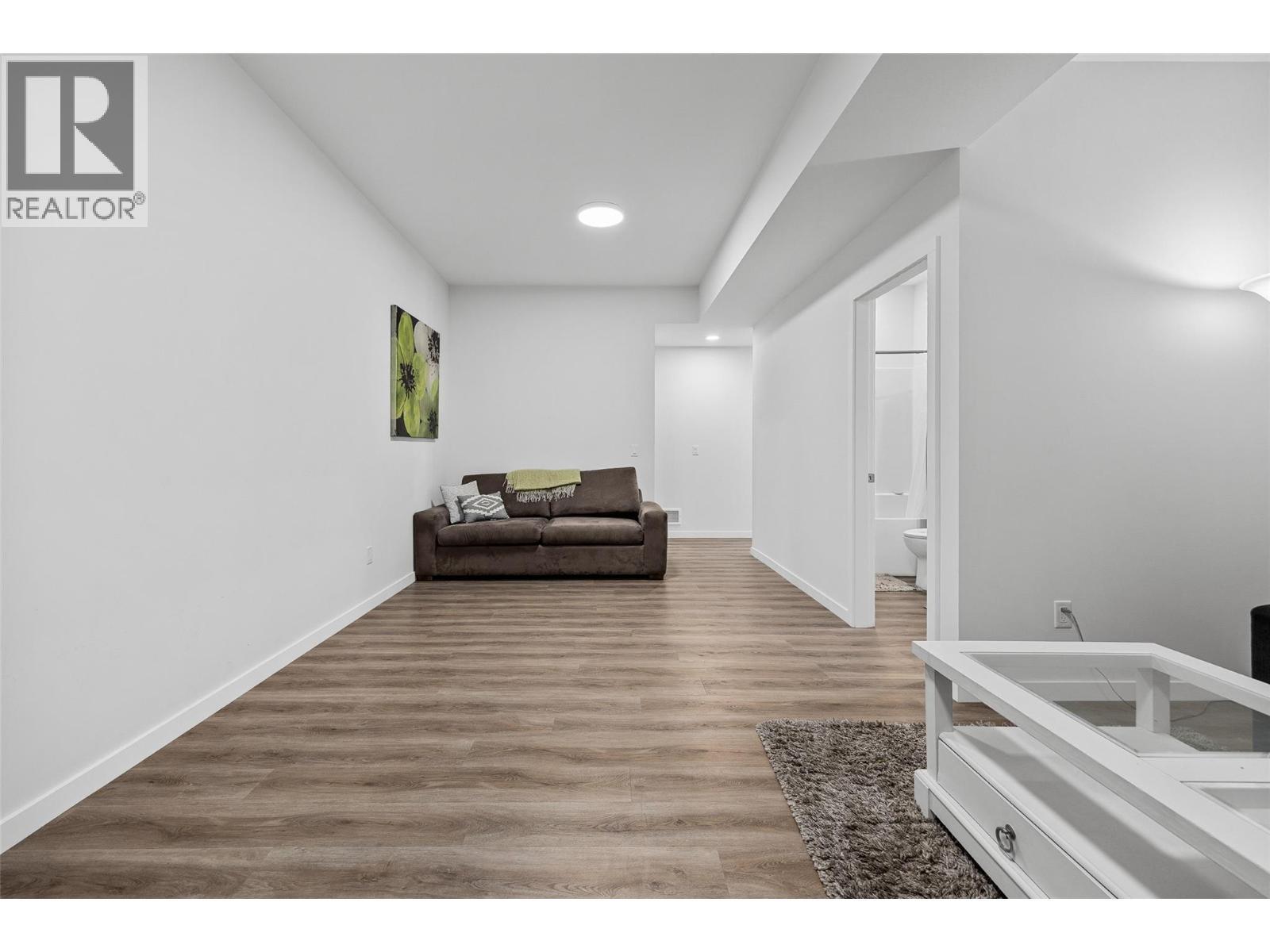 3708 Morningside Drive. West Kelowna, British Columbia