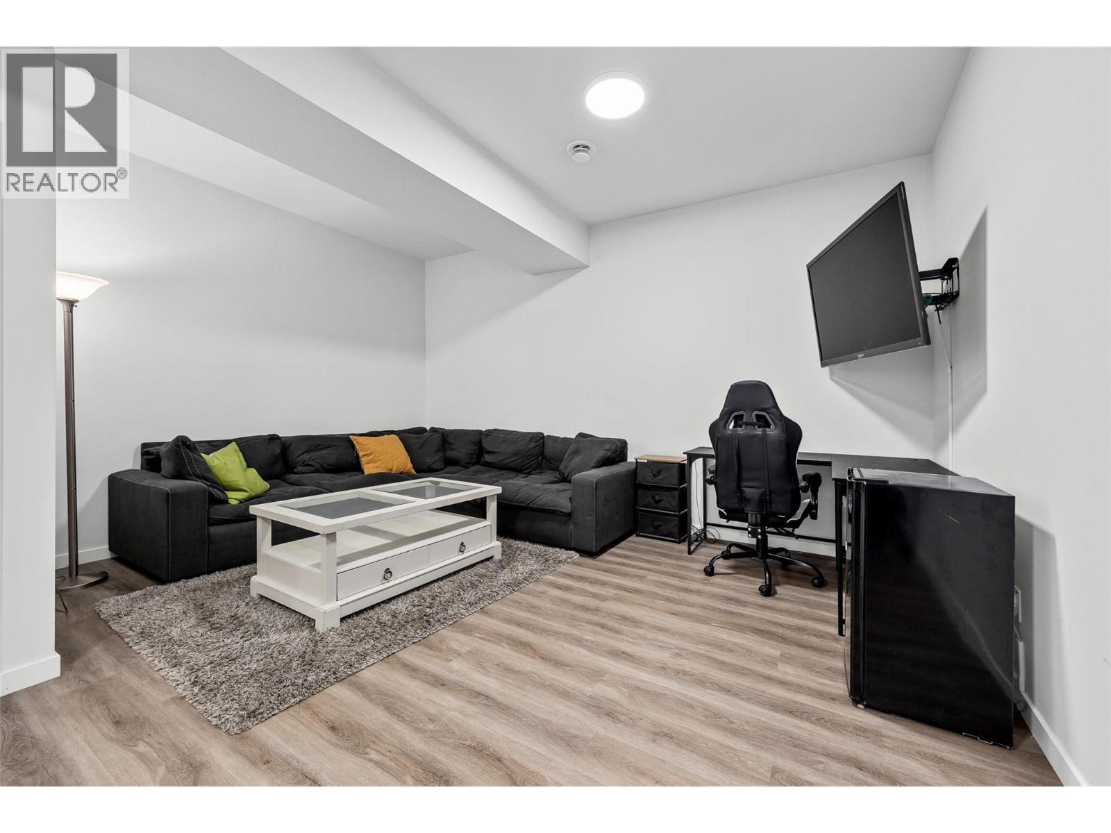 3708 Morningside Drive. West Kelowna, British Columbia