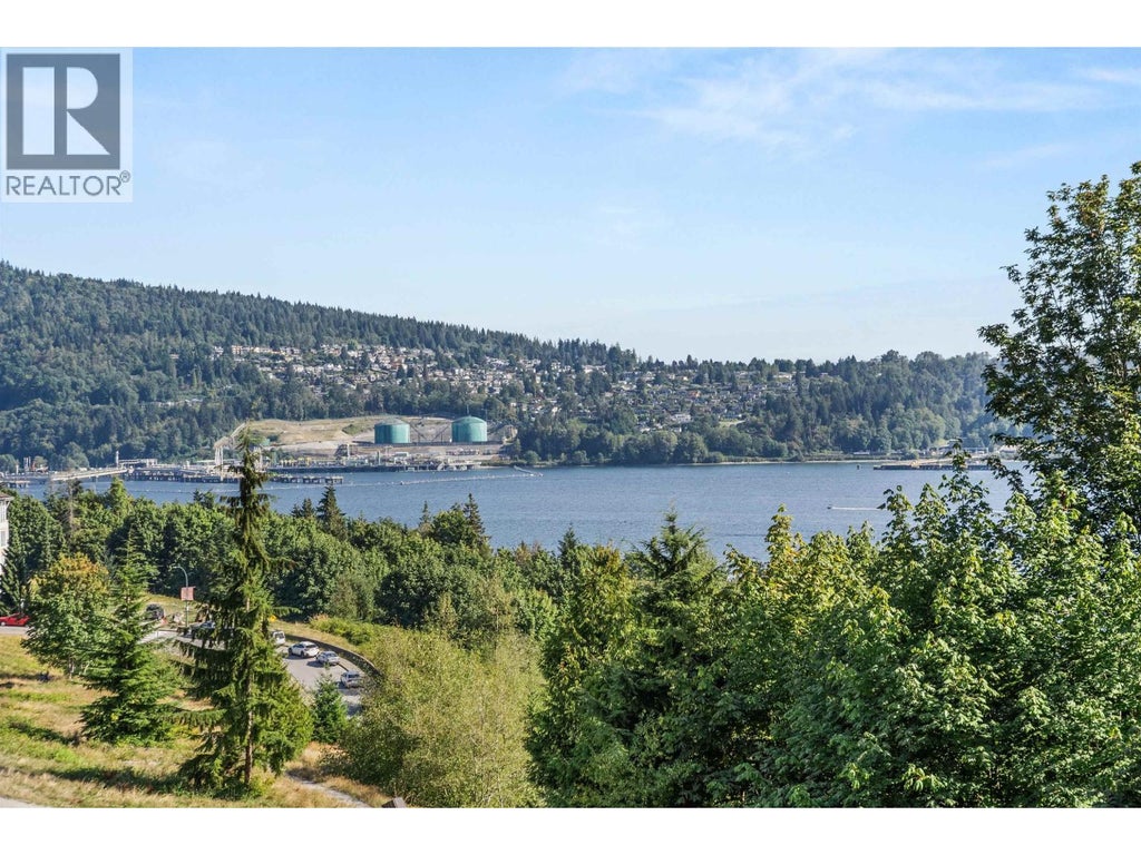 501 560 Raven Woods Drive, North Vancouver