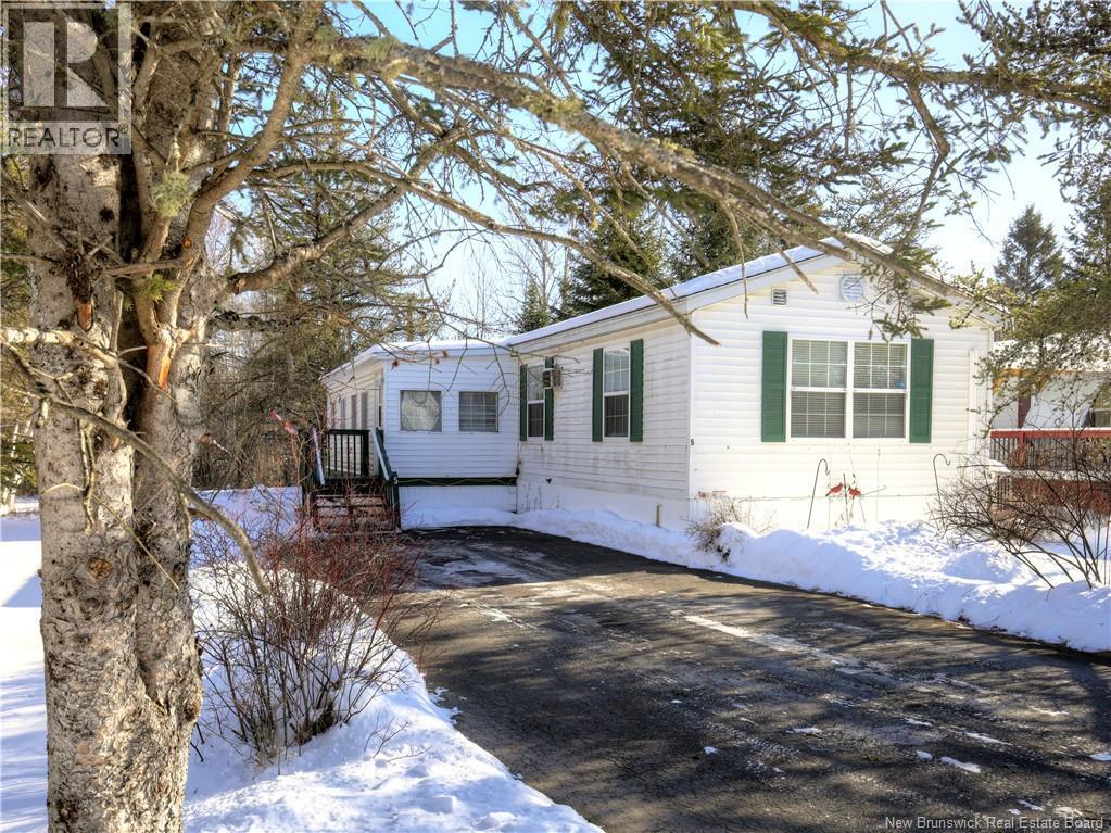 5 Northrup Crescent, Lincoln