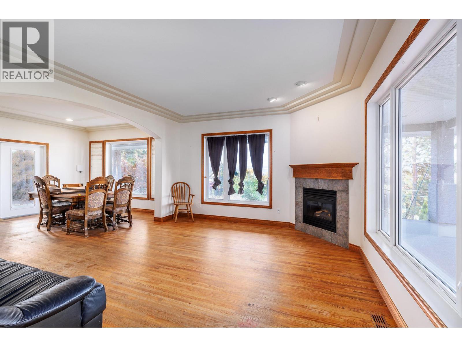 4323 Bedford Lane. Kelowna, British Columbia