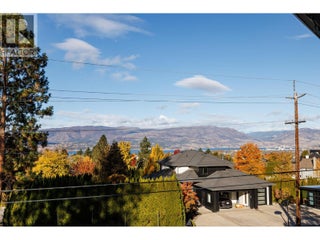 4323 Bedford Lane. Kelowna, British Columbia
