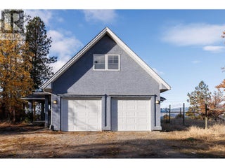 4323 Bedford Lane. Kelowna, British Columbia