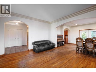 4323 Bedford Lane. Kelowna, British Columbia