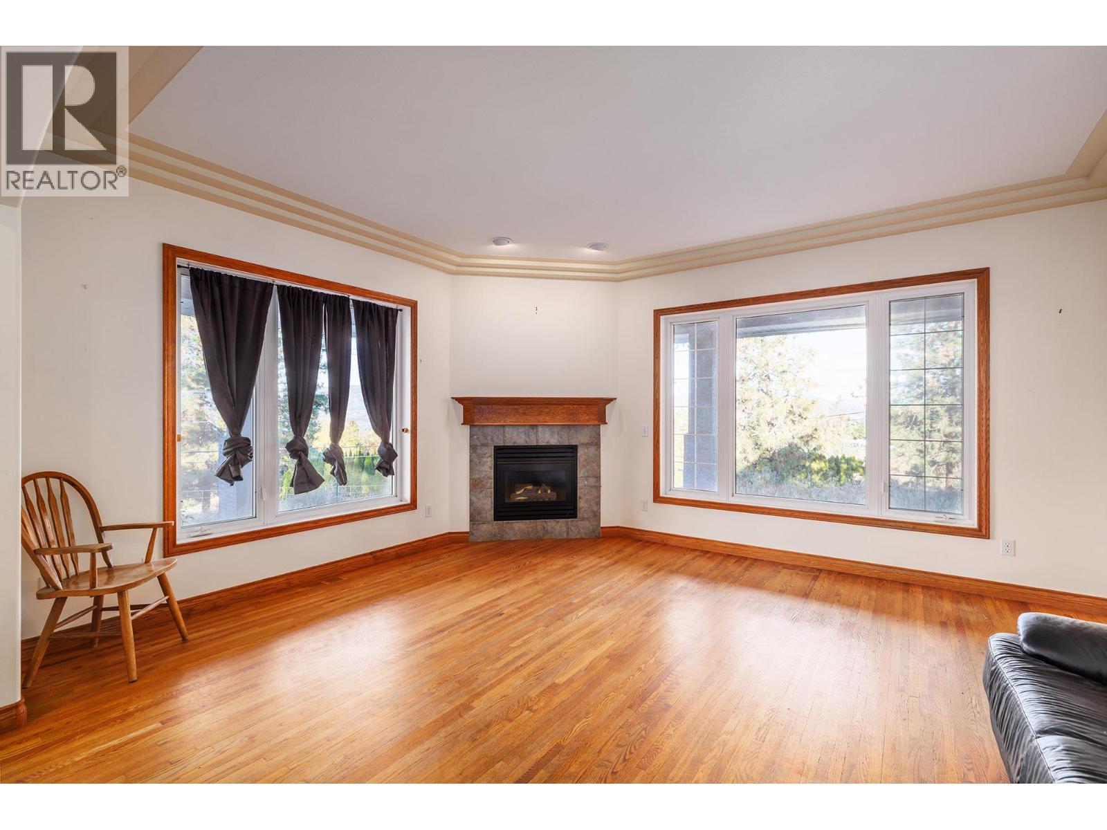 4323 Bedford Lane. Kelowna, British Columbia