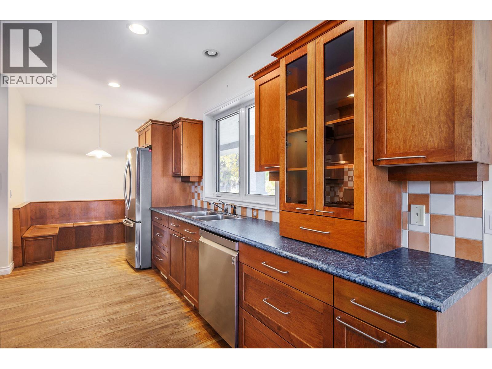 4323 Bedford Lane. Kelowna, British Columbia