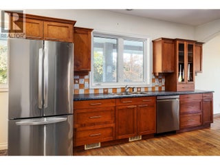 4323 Bedford Lane. Kelowna, British Columbia