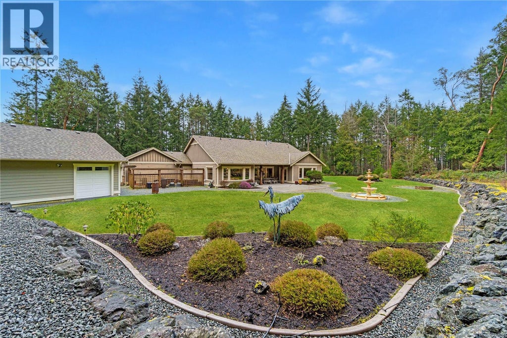 700 Wildgreen Way, Parksville