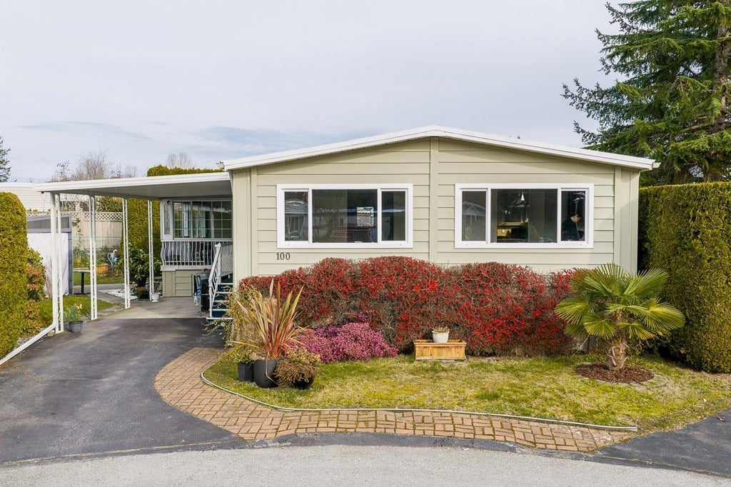 100 15875 20th Avenue, Surrey